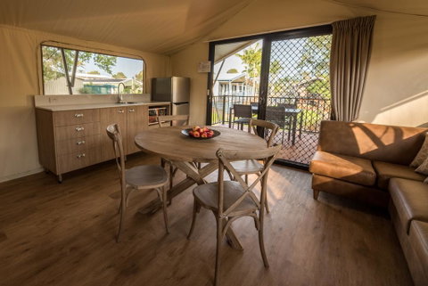 Discovery Parks - Fraser Street, Hervey Bay - Hotel NSW 2