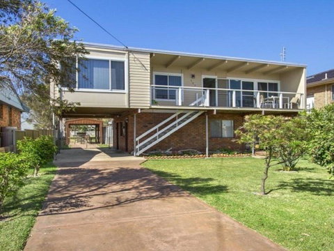 Dolphin Breeze - Fully Fenced And Pet Friendly - Hotel NSW 0