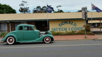 Book Donald Accommodation Vacations Hotel NSW Hotel NSW