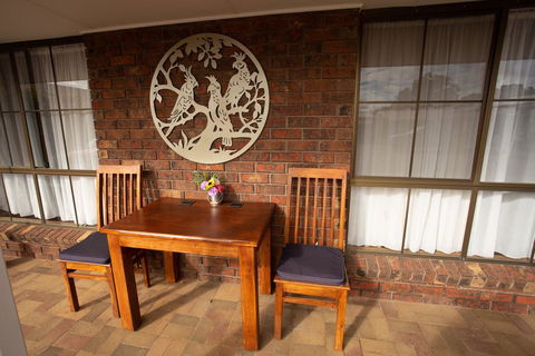 Donald Motor Lodge - Hotel NSW 1