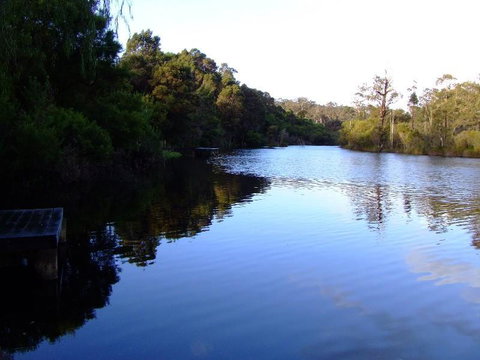 Donnelly Lakes - Hotel NSW 1