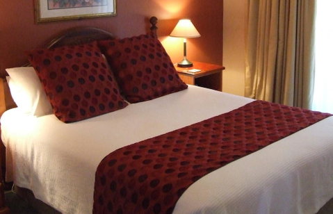 Donnelly Lakes - Hotel NSW 3