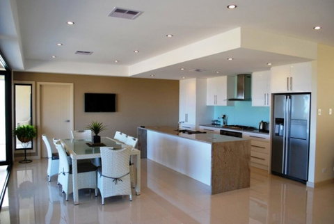 Eagles Nest - Hotel NSW 3