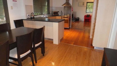 Elouera - Hotel NSW 3