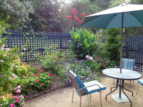 Eltham South Lodge - Hotel NSW 2