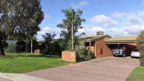 Elwood House - Hotel NSW 3