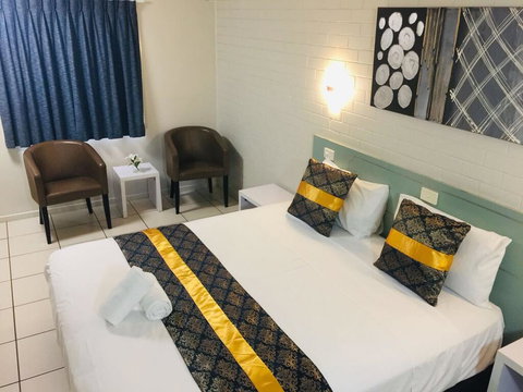 Emerald Highlands Motel - Hotel NSW 3