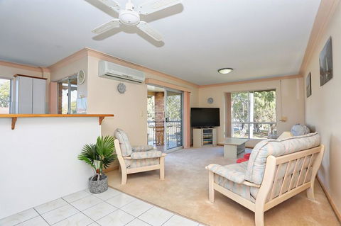 Enjoy Sunsets And Waterviews From Your Private Balcony - Hotel NSW 1