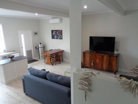 Erwins Lagoon Retreat - Hotel NSW 0