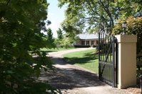 Book Exeter Accommodation Vacations Hotel NSW Hotel NSW