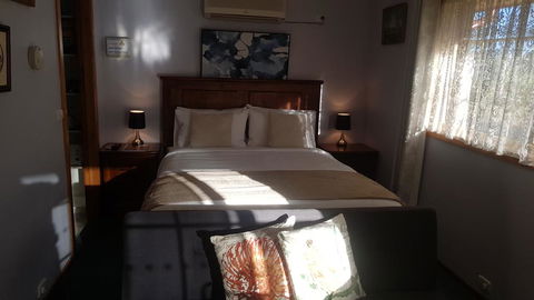 Factory Lane B&B - Hotel NSW 3