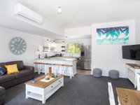 Book Mollymook Accommodation Vacations Hotel NSW Hotel NSW