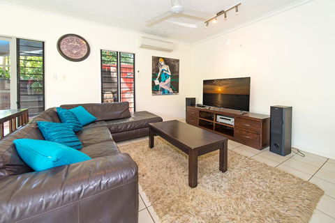 Fannie Bay Art House - Hotel NSW 3
