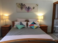 Book Somersby Accommodation Vacations Hotel NSW Hotel NSW