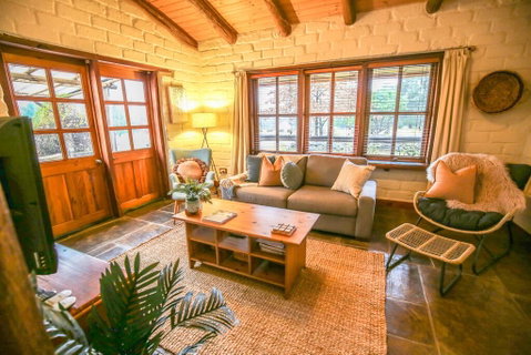 Feathertop Retreat - Hotel NSW 1