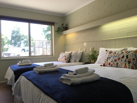 Finley Country Club Hotel Motel - Hotel NSW 0