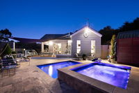 Book Daylesford Accommodation Vacations Hotel NSW Hotel NSW
