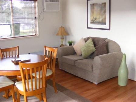 Fossickers Tourist Park - Hotel NSW 2