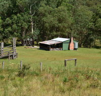 Four Bull Hut - Hotel NSW