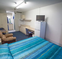 Fourth Ave Motor Inn - Hotel NSW
