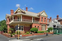 Gatehouse on Ryrie