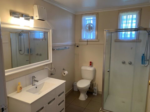 Gazebo Motor Inn - Hotel NSW 3