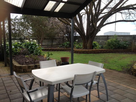 Girraween House - Hotel NSW 2