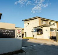 Gladstone Heights Executive Apartments - Hotel NSW