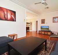 Glandore Estate Vineyard Homestead onsite cellar door  walk to restaurants incl EXP - Hotel NSW