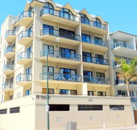 Glenelg Beachside Luxury Apartments - Hotel NSW