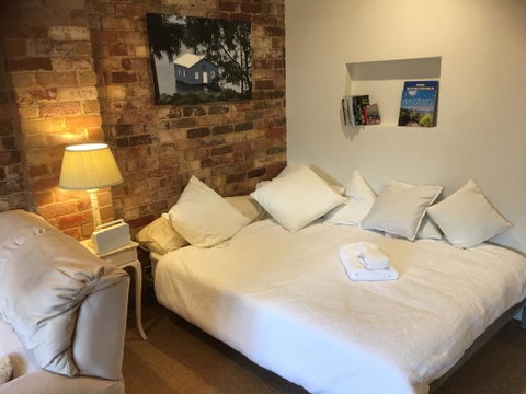 Gorgeous Studio 2 Minutes From The Heart Of Subiaco - Hotel NSW 3