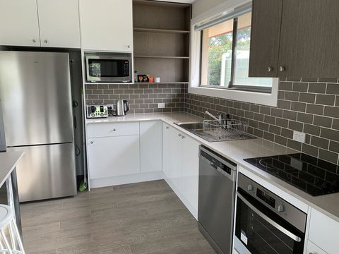 Gunsynd Studio Apartment - Hotel NSW 2