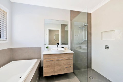 Hamptons @ The Point - Hotel NSW 3