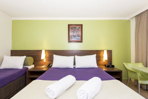 Hedland Hotel - Hotel NSW 2