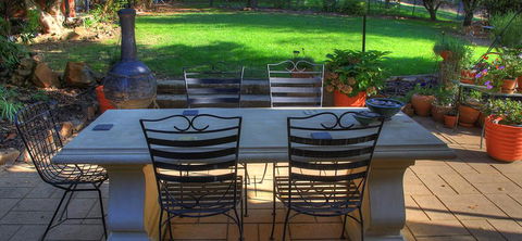 Hillview Oak B&B - Hotel NSW 1
