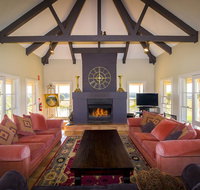 Holman Estate - Hotel NSW
