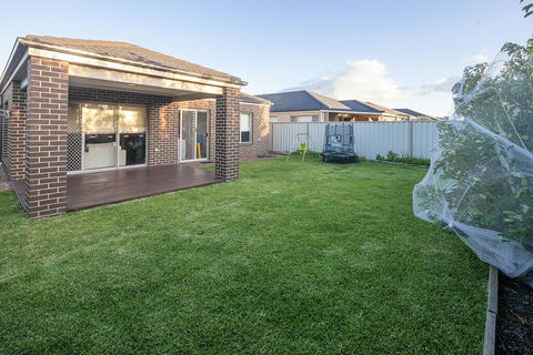 Homely Getaways In Central Pakenham - Pet Friendly - Hotel NSW 1
