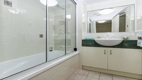 Jade Waters Hervey Bay - Hotel NSW 1