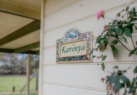 Karinya Cottage - Pet Friendly Country Retreat - Hotel NSW 3