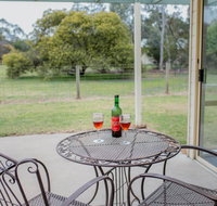Karinya Cottage - Pet friendly country retreat - Hotel NSW