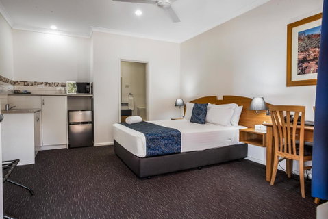 Karratha Central Apartments - Hotel NSW 1