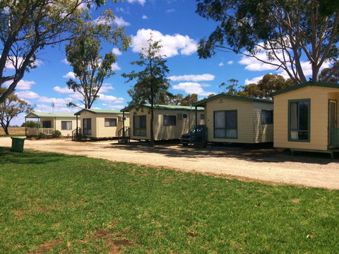 Kerang Cabins - Hotel NSW 3