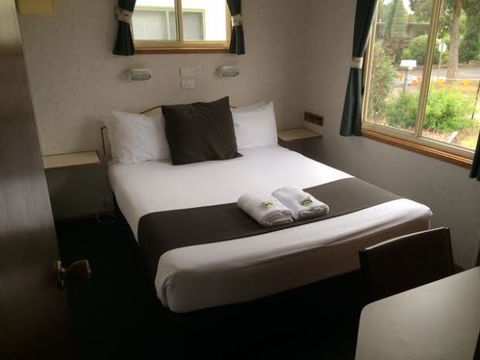 Kerang Cabins - Hotel NSW 1