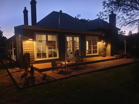 Kings Cottage Uralla - Hotel NSW 1
