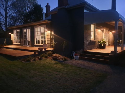 Kings Cottage Uralla - Hotel NSW 2
