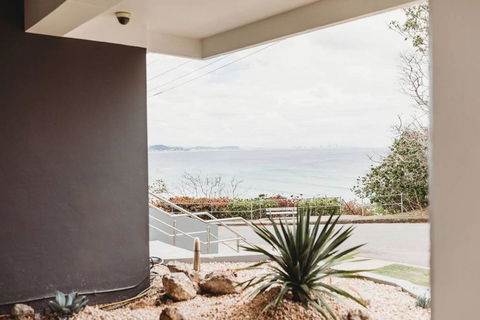 Kirra Hill Coolangatta Renovated Apt W Beach Views - Hotel NSW 1