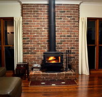 La Sila Homestead on Marrowbone - cutest cottage in the Hunter with killer views - Hotel NSW