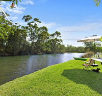 Lake Frontage family fun home - Hotel NSW