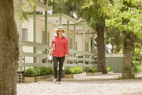 Lake Hamilton Motor Village And Caravan Park - Hotel NSW 0