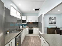 Lakeside House  Cabin